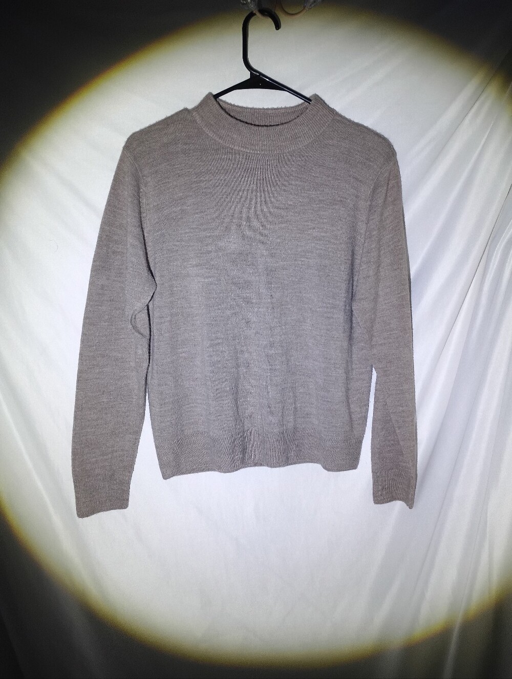 Sag Harbor Gray Ribbed Knit Crewneck Sweater